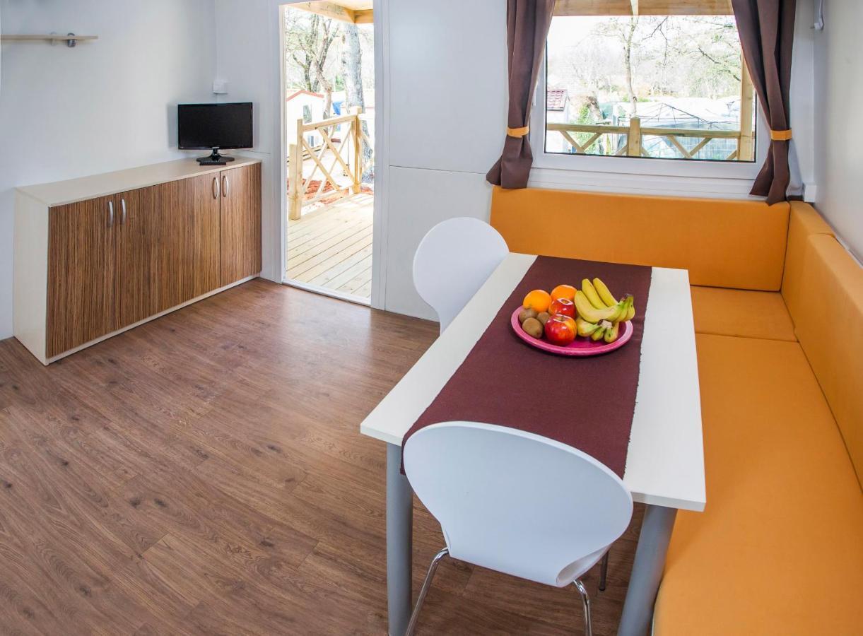 פורץ Cherry Premium Bianca Mobile Homes Zelena Laguna מראה חיצוני תמונה