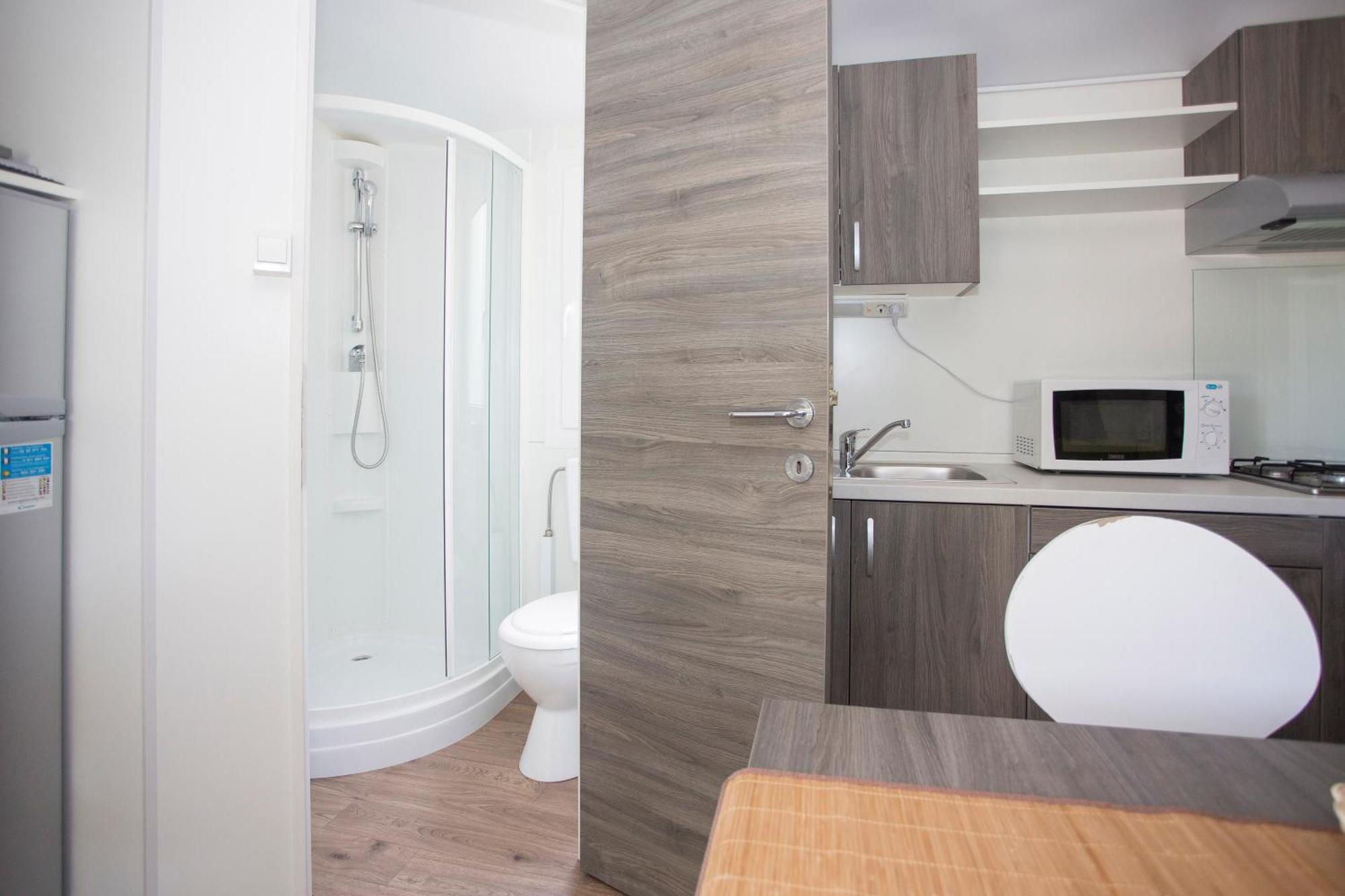פורץ Cherry Premium Bianca Mobile Homes Zelena Laguna חדר תמונה
